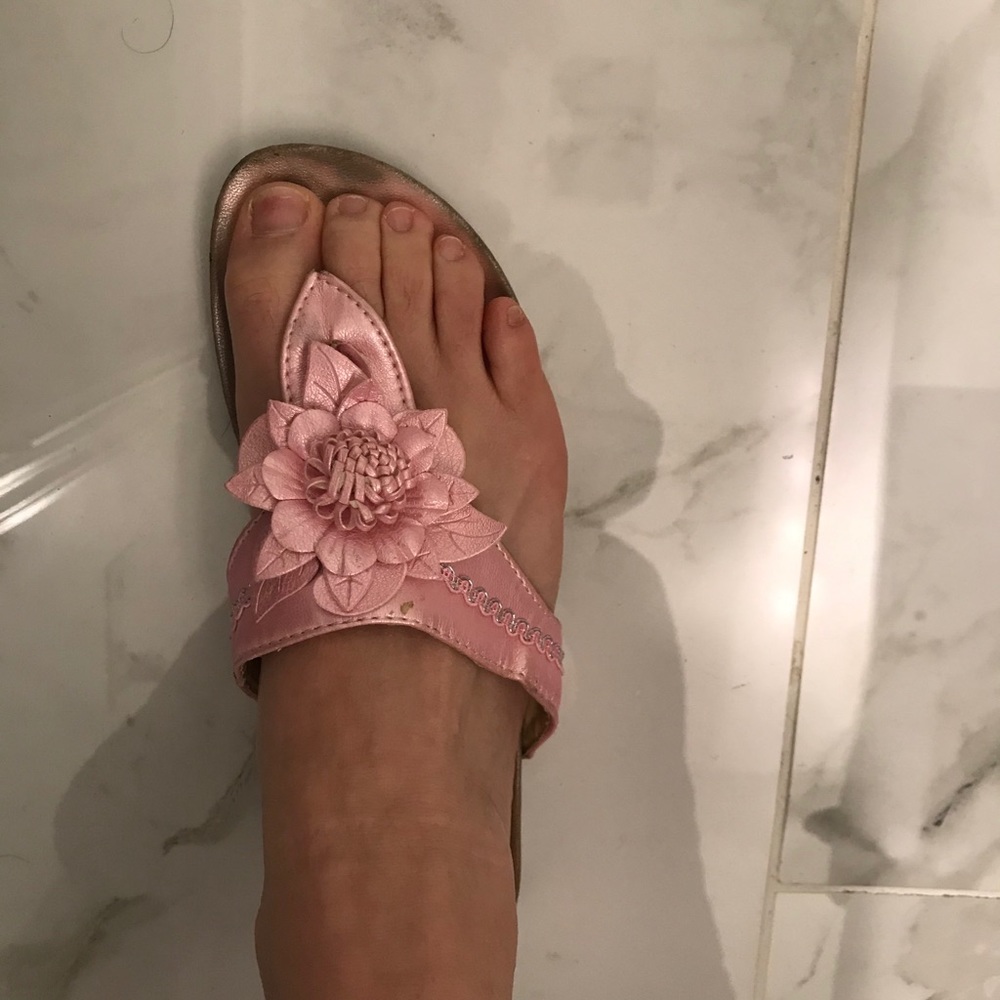 New Pink Flip Flops